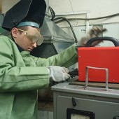 Студент группы БМС232 Мосолитин Станислав на практических занятиях